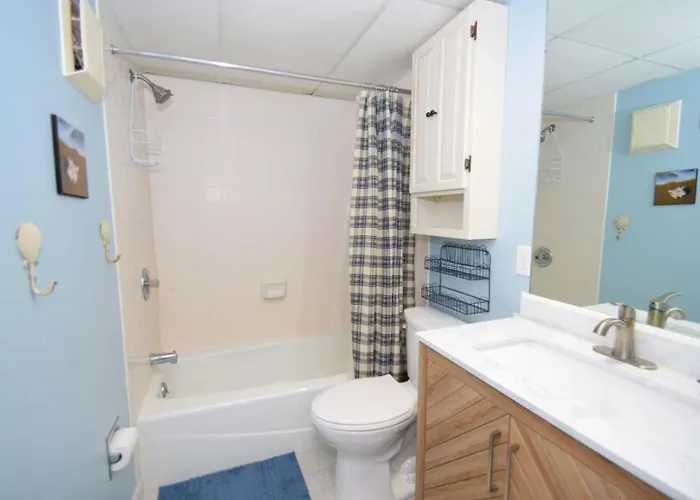 Apartment Harbour Island 303l *